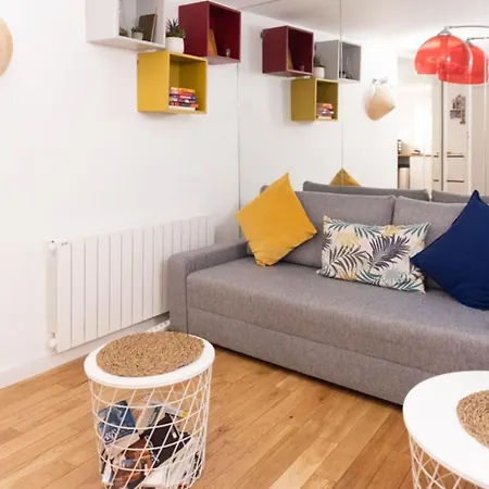 Appartamento Design And Bright Apt Near Chatelet Parigi