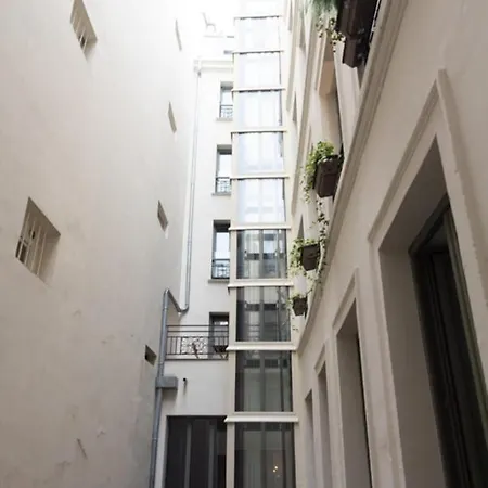 Design And Bright Apt Near Chatelet Appartamento *